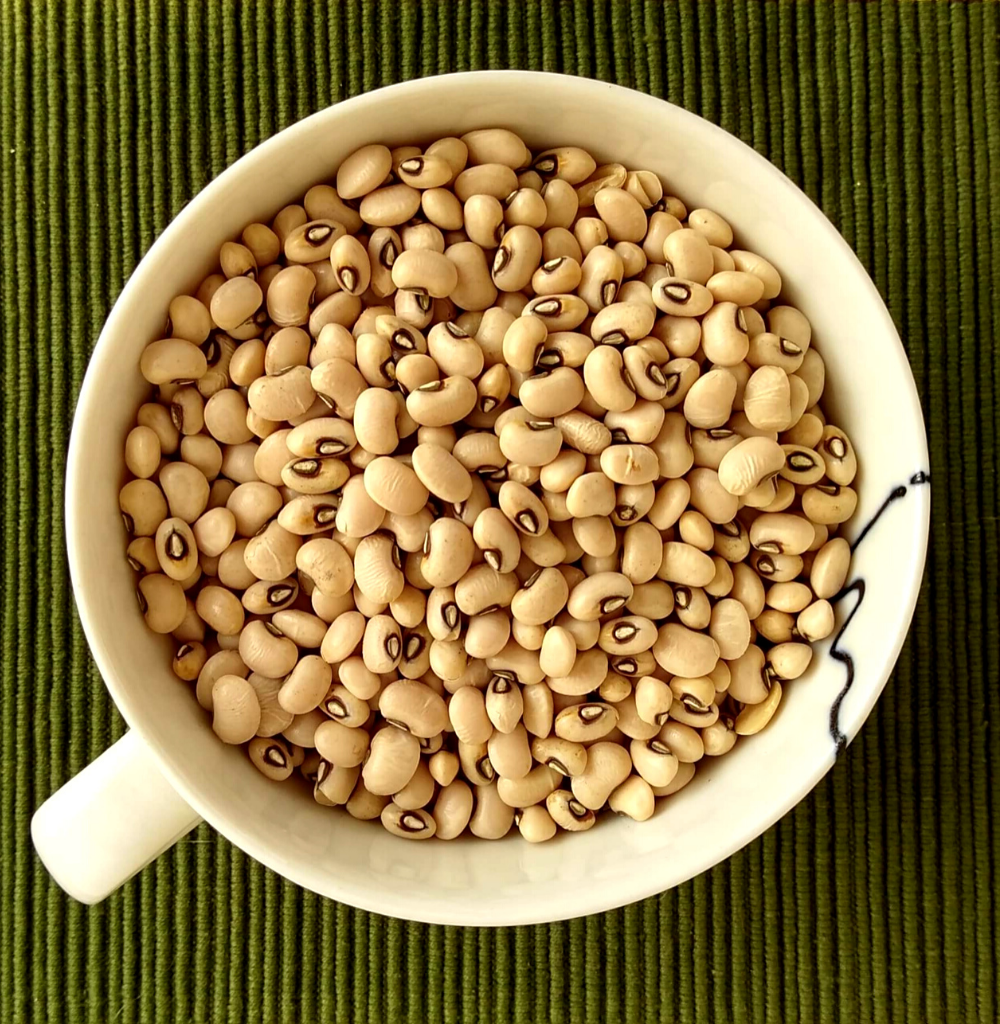 Buy organic cow pea red online at Bio Basics