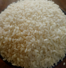 Load image into Gallery viewer, Vasanai Jeeraga Samba Fragrant Rice (Raw)
